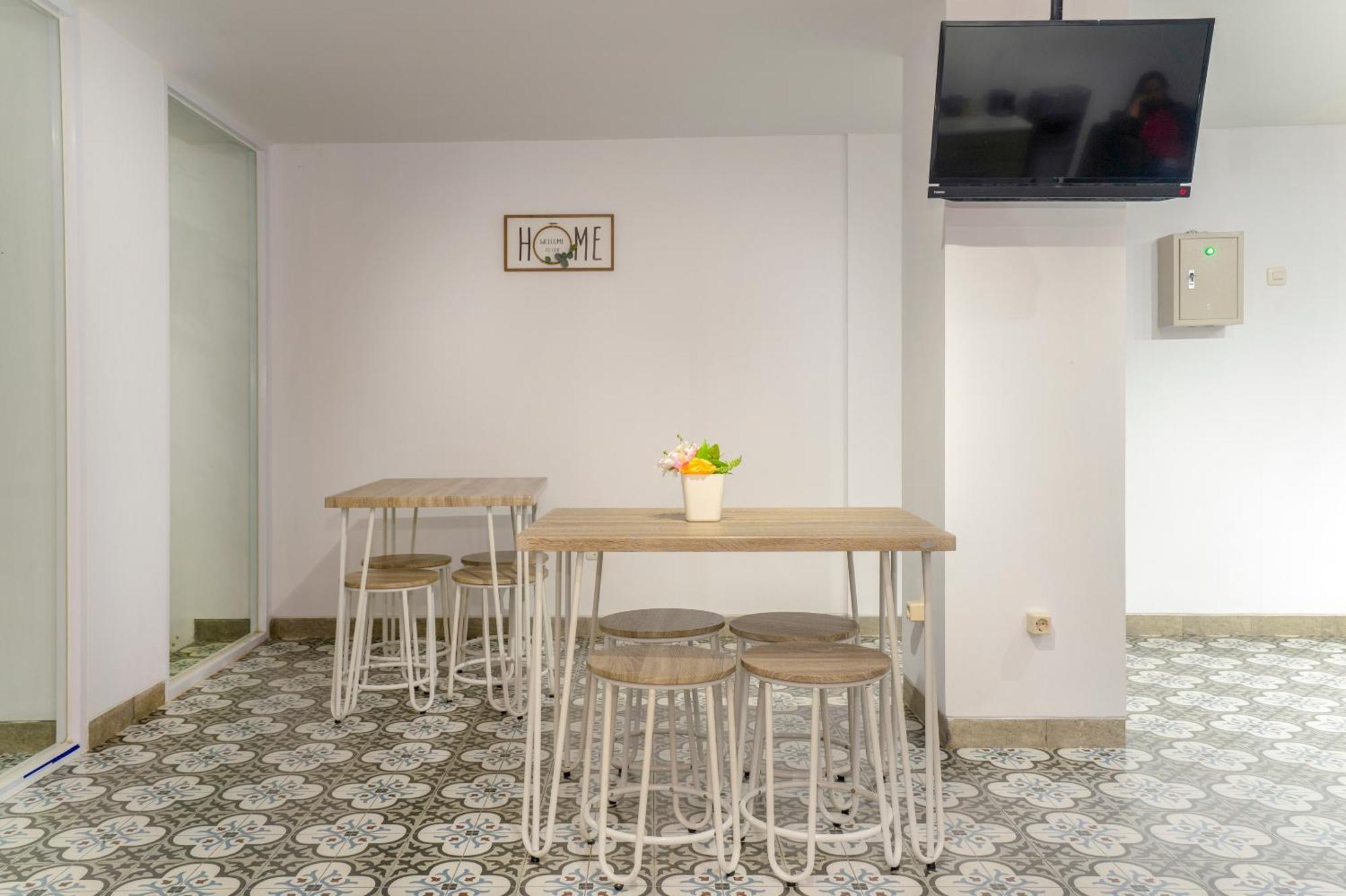 Super Oyo Collection O 2627 Ratamya Co-Living Hotel Jogjakarta Buitenkant foto